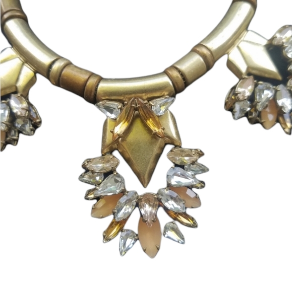 Stella & Dot Helena Statement Necklace - Picture 6 of 16